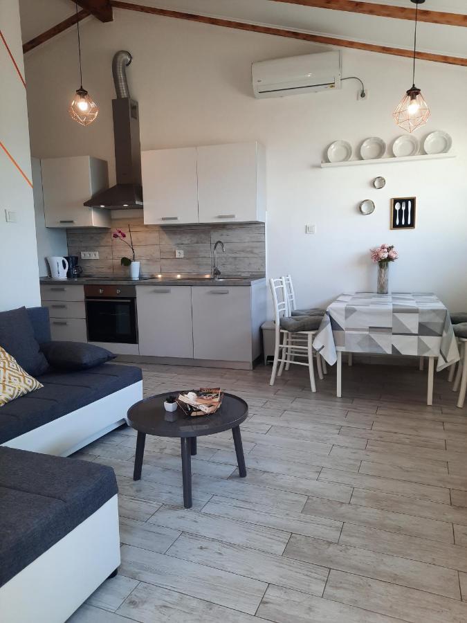 Apartments Novum Novi Vinodolski Εξωτερικό φωτογραφία